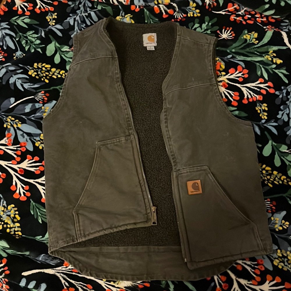Carhartt Sherpa lined vest